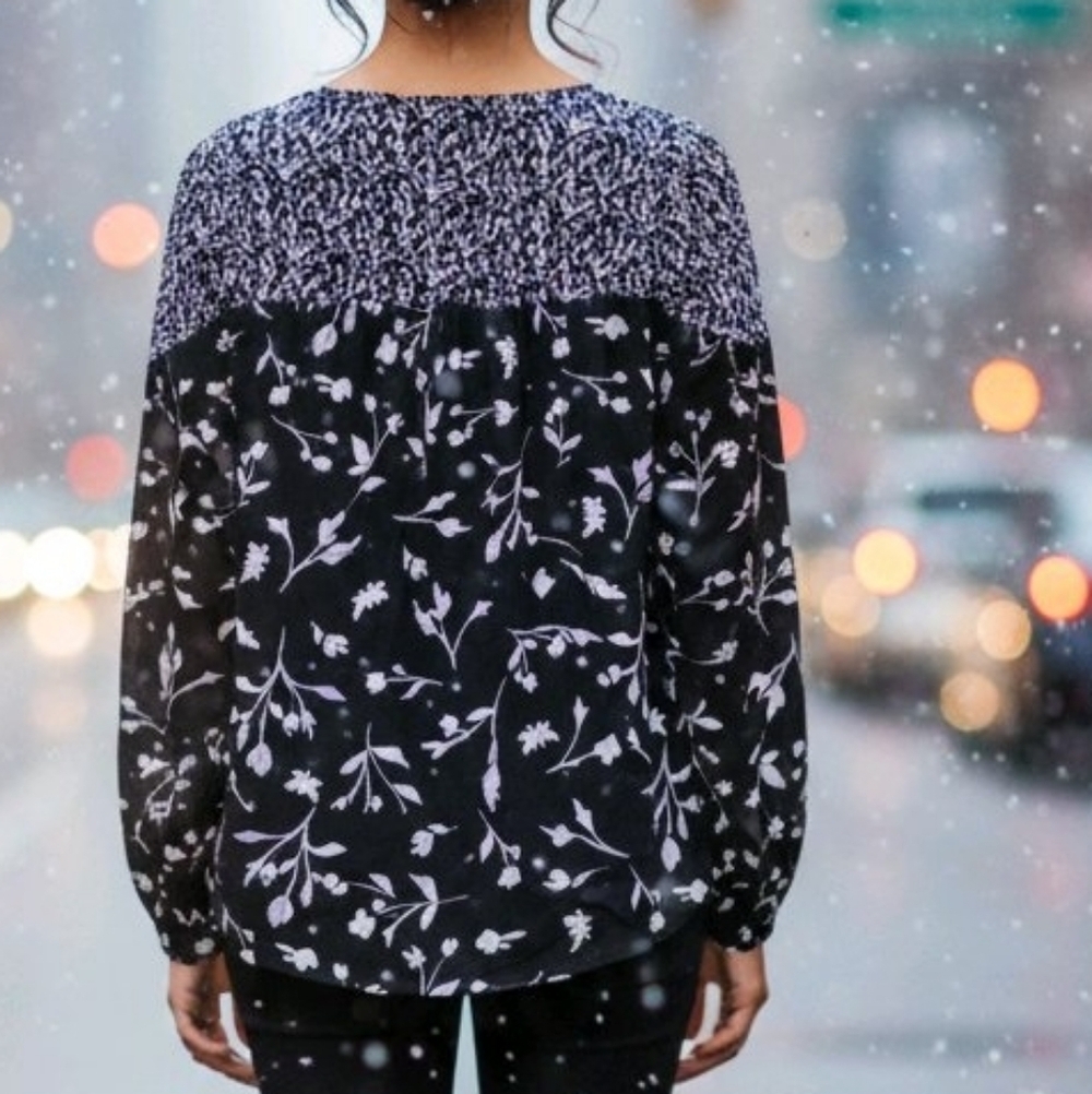 Lucky Brand Black White Floral Blouse Large #BL22 - Picture 3 of 10